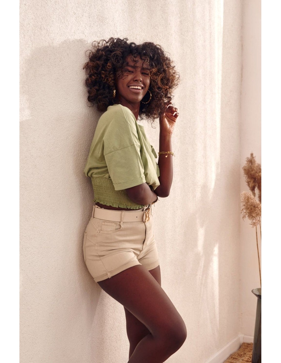 Short T-shirt with a wide cuff khaki MP14546 - Online store - Boutique